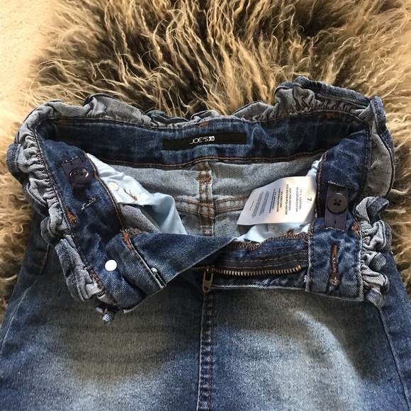 Girl’s skirt size 7 - Picture 3 of 4